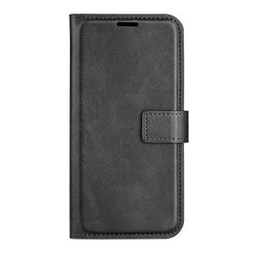 Casecentive Leather Wallet case with closure iPhone 15 Black