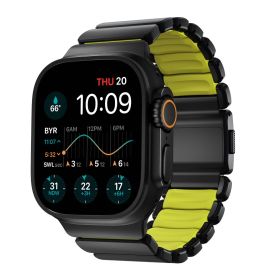 Nomad Stratos Correa de Titanio para Apple Watch 44mm / 45mm / 46mm / 49mm Negro/ Volt