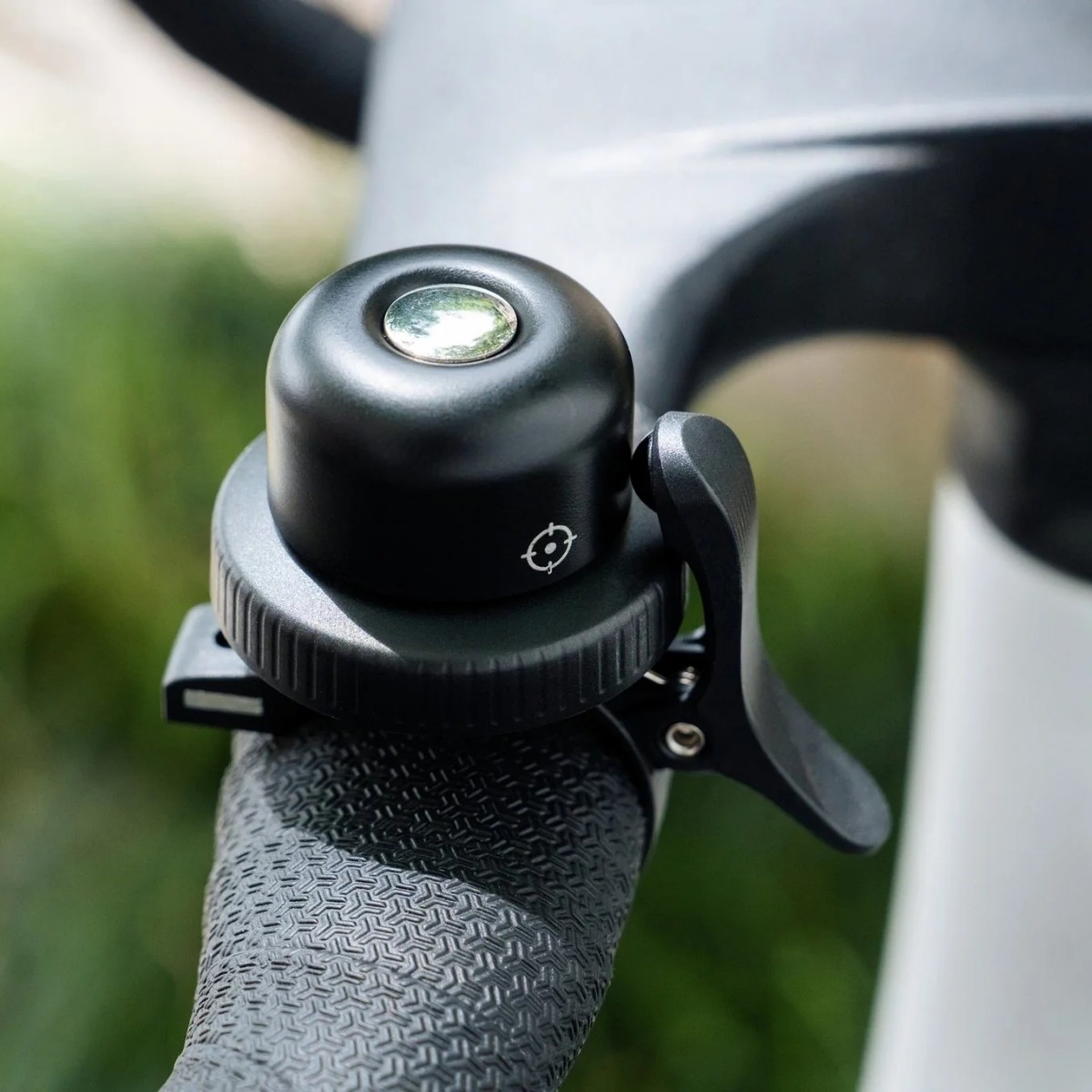 Mili Mibell Duo, timbre antirrobo para bicicleta compatible con Apple Find My y Google Find Hub