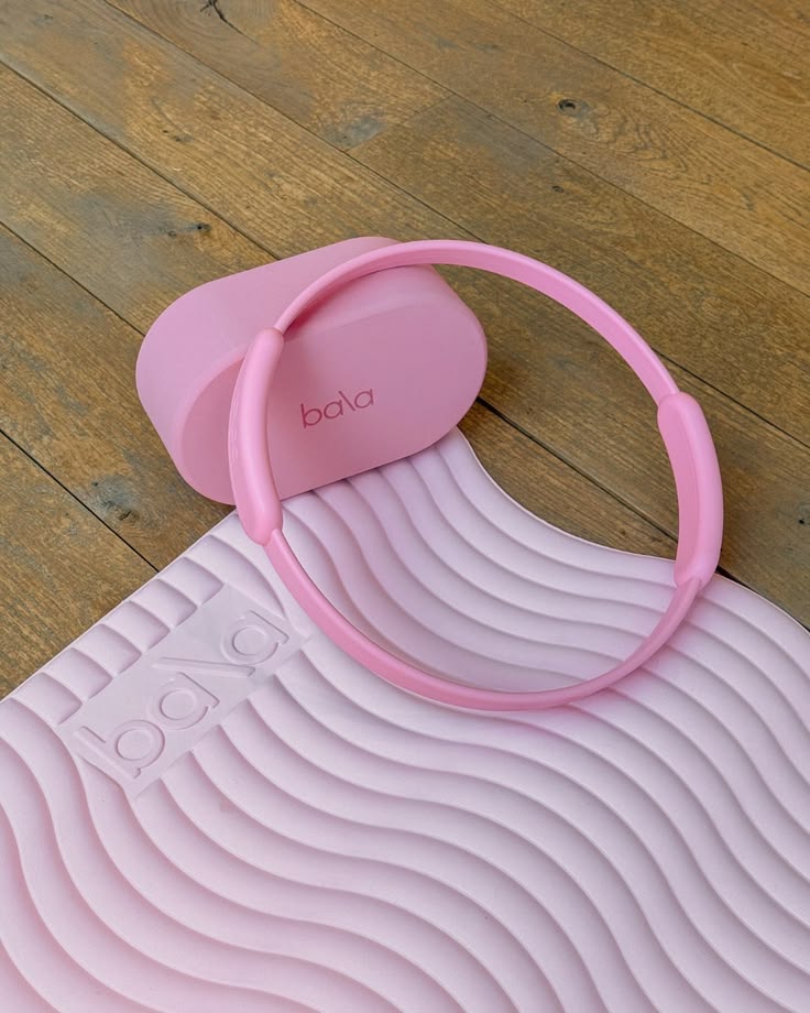 Pesas ponibles BALA durante una clase de Pilates